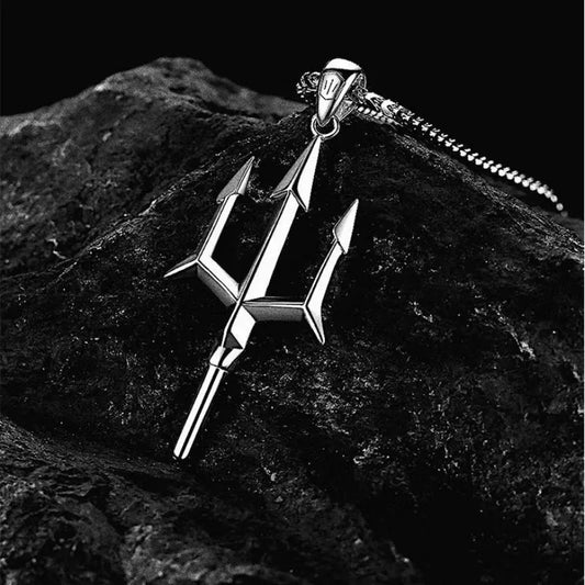 Classic Trident Necklace for Gymbros: Elegant and high quality in silver.